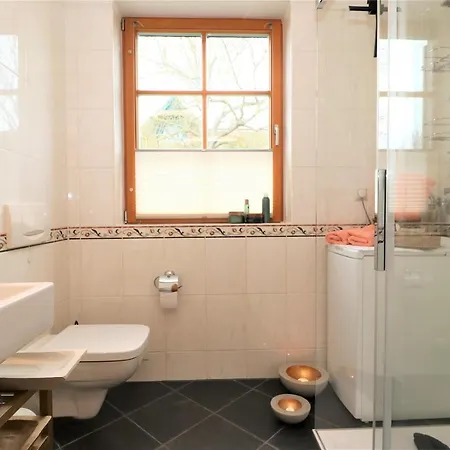 Alter Krug App 16 Daire Wieck auf dem Darss