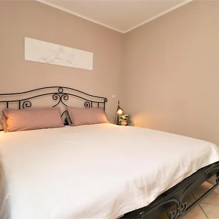 Alter Krug App 16 Wieck